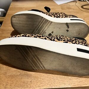 Leopard print platform sneakers
